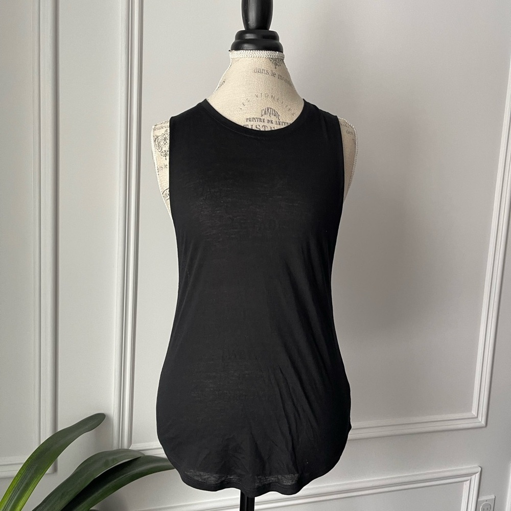 4/$20 🧡 Garage black workout tank top